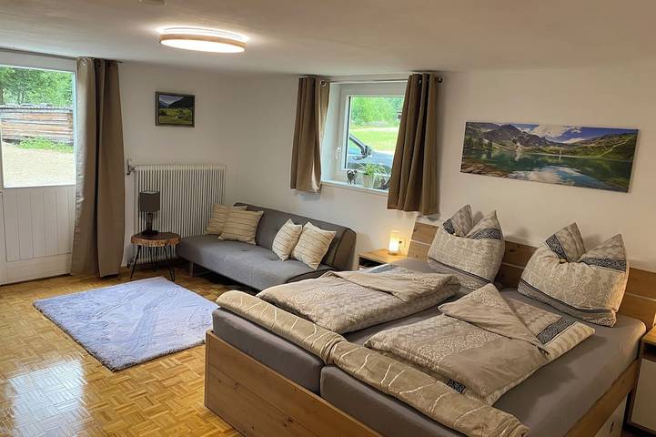 Ganze Wohnung, Ferienwohnung mit eigenem Garten und kleinem Weiher am Fuße des Großglockner! in Hohe Tauern, Großkirchheim