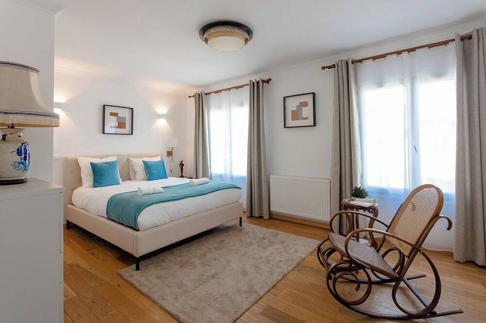 Maison avec jolie jardin /Metro 14 /Ac/Bbq /12P in Arcueil, Val-de-Marne