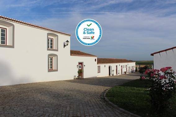 Casa de férias para 2 pessoas, com Terraço e Jardim e ainda Piscina and Vista em Serpa
