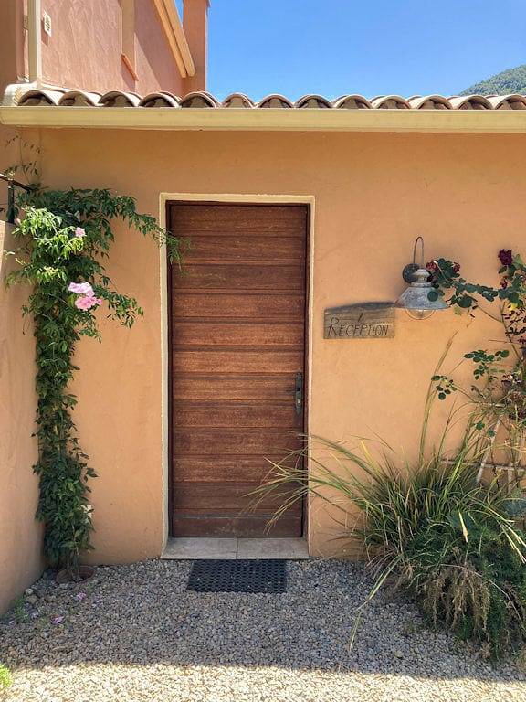 Chambre d’hôte pour 3 personnes, avec piscine et jardin en Corse - 2