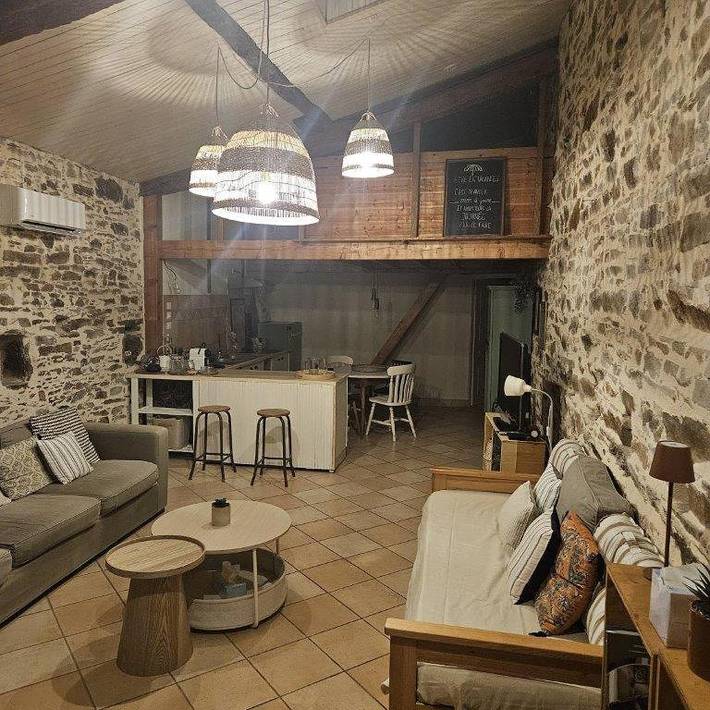 Gîte pour 4 personnes, avec Terrasse à Saint-Hilaire-de-Loulay
