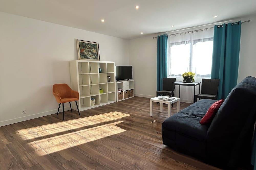 Apartamento entero, Apartment - jacuzzi & terrace in La Trinité, Nizza Region