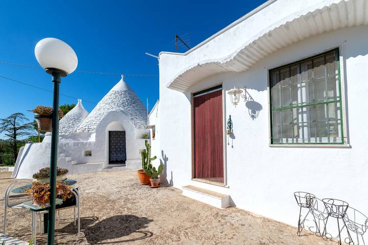 Trullo per 6 persone, con giardino - 1