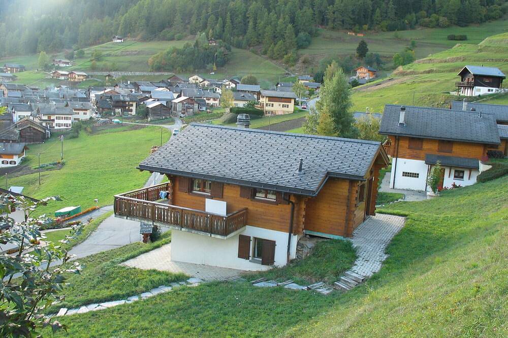 Nahe Verbier, friedliches Dorf in der Schweiz, atemberaubender Ausblick in Vollèges, Walliser Alpen