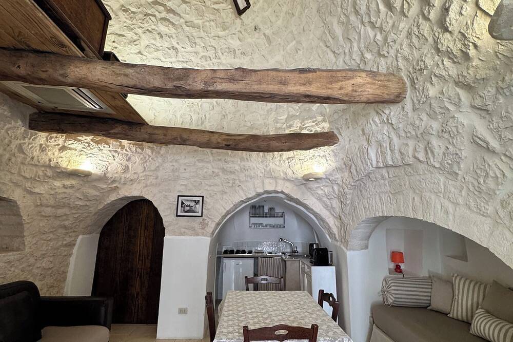 Trullimania , Trulli in centro ad Alberobello in Alberobello, Comune di Alberobello