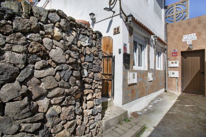 Casa Vacacional 'Mi Candela' con Terraza Privada y Wi-Fi in Valleseco, Gran Canaria Norte