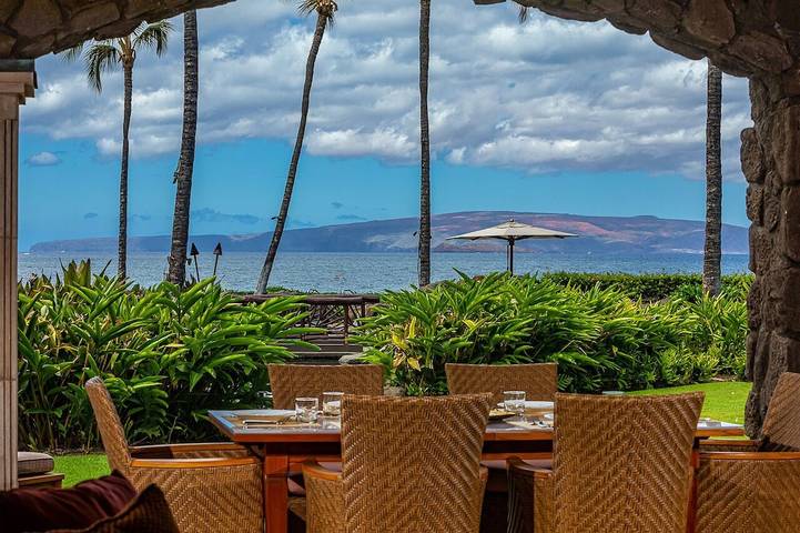 Villa for 8 people, with hot tub and balcony as well as pool on Maui