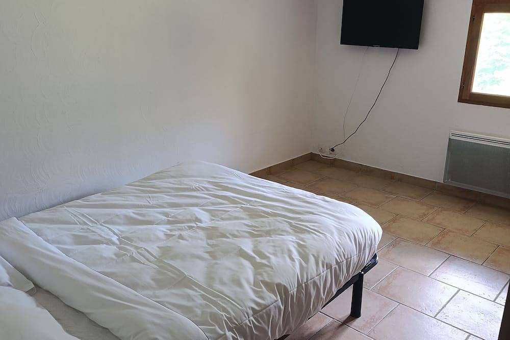 Comfortable room with mountain view. Pets allowed  in Le Vernet (Alpes-de-Haute-Provence), Alpes de Alta Provenza