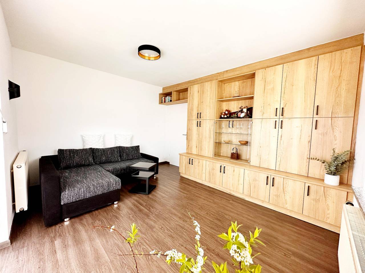 Ganze Ferienwohnung, Ferienwohnung Valentina inkl. Chiemgaukarte - Ferienwohnung 63 qm, Terrasse mit Blick auf die Berge, Schlafzi., Wohnzi., Duwc, max.4 Pers in Ruhpolding, Bayerische Alpen