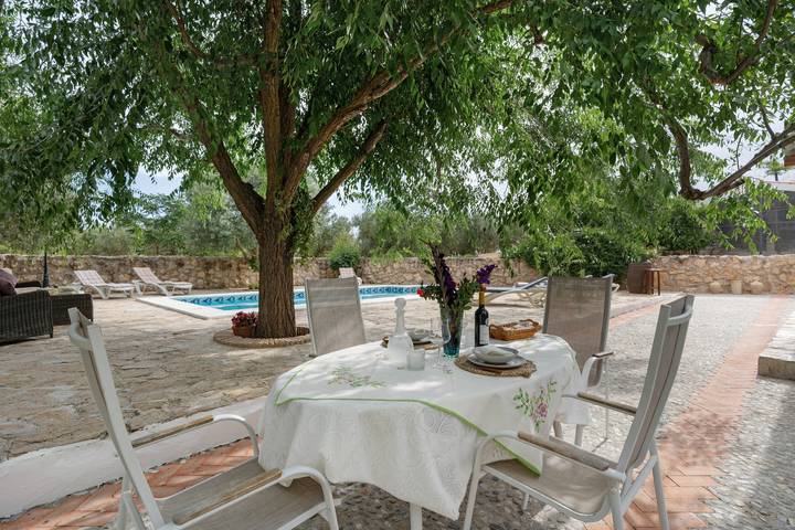 Maison de vacances 'Rica' avec vue sur la montagne, Wi-Fi et climatisation in Alhama de Granada, Province de Grenade