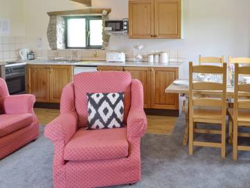 Cottage for 4 People in Powys, Mid-Wales, Photo 4