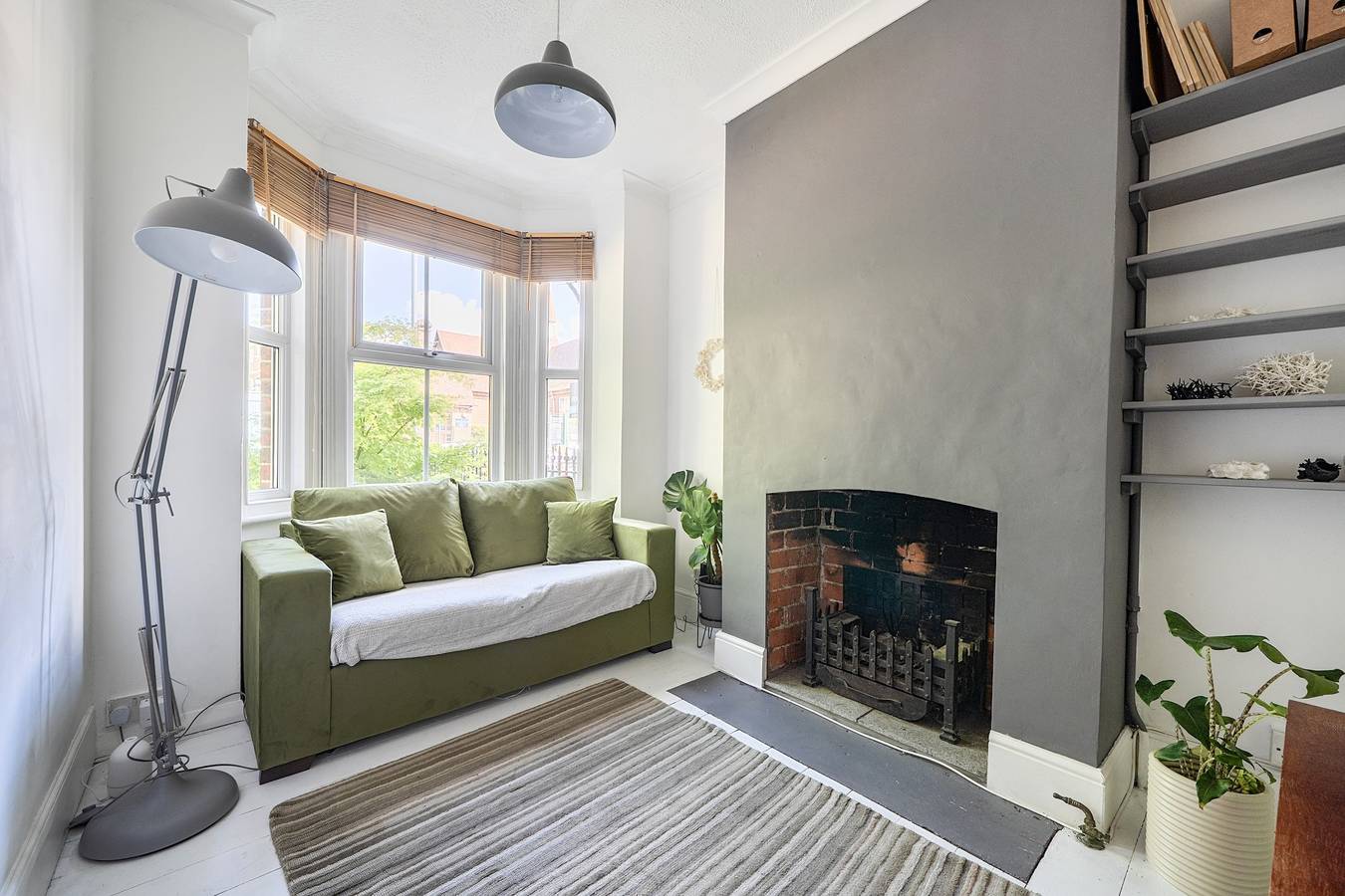 Victorian Terrace near Uni, sleeps 6, Garden in Reading, Berkshire