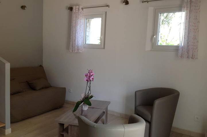 Cottage 4/6 Personen mit Blick auf den Luberon in Robion, Regionaler Naturpark Luberon