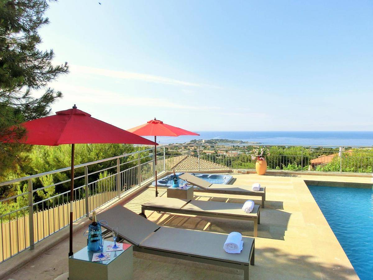 Villa Azur Golf in Bandol, Côte méditerranéenne (France)