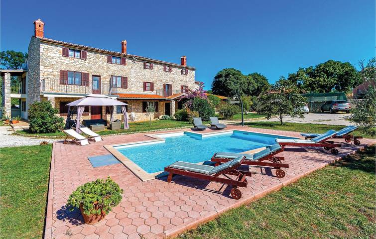 Ferienhaus für 14 Personen, mit Terrasse und Whirlpool in Sisan - 4