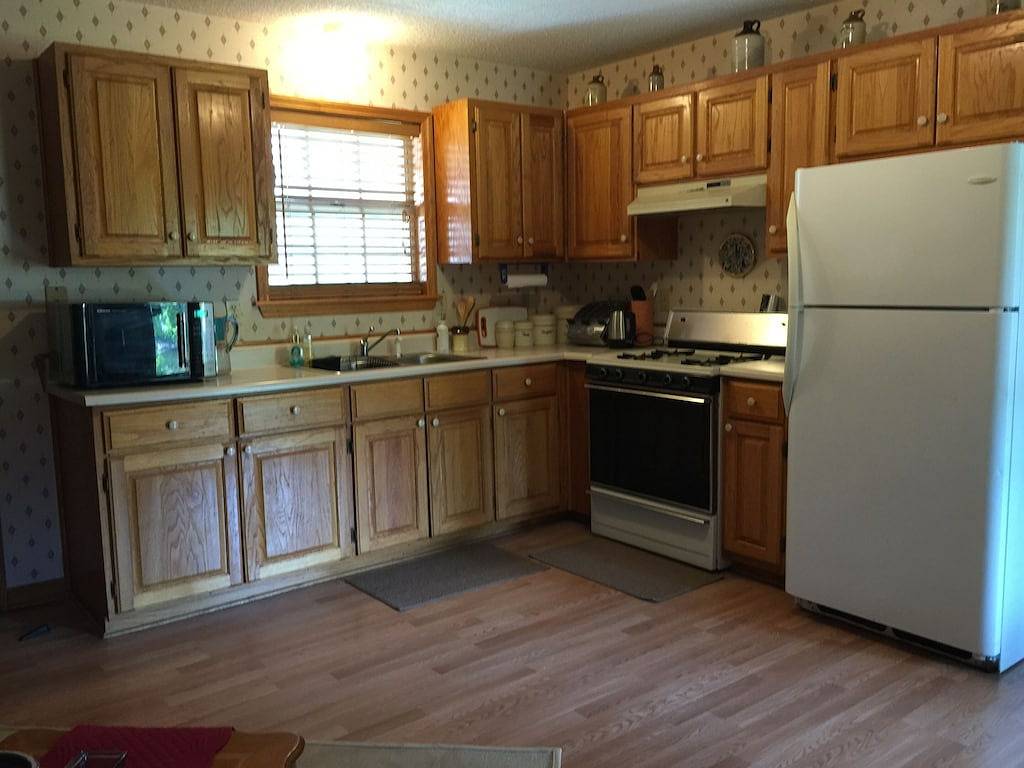 Banjo Bungalow Lakefront Kabine in Grundy County