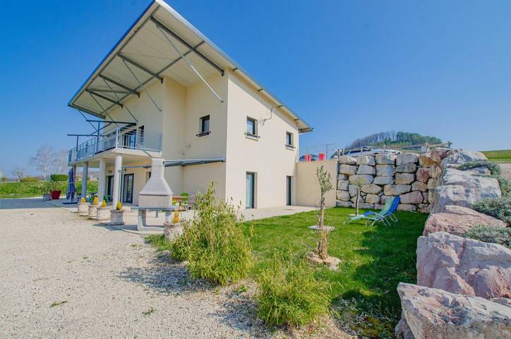 Gîte pour 6 personnes, avec jardin