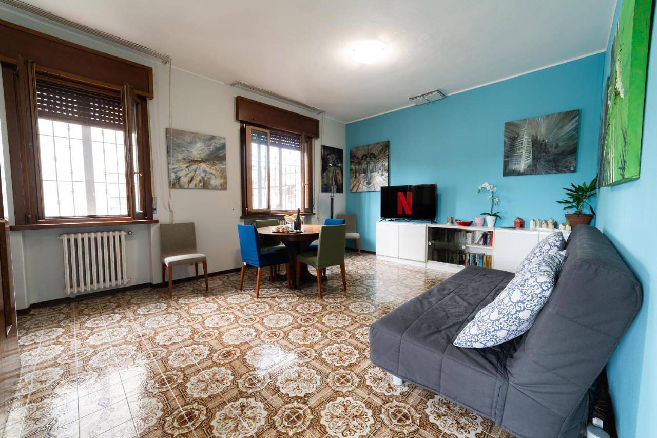 Two-Bedroom Villa in Rho, Mailand Provinz