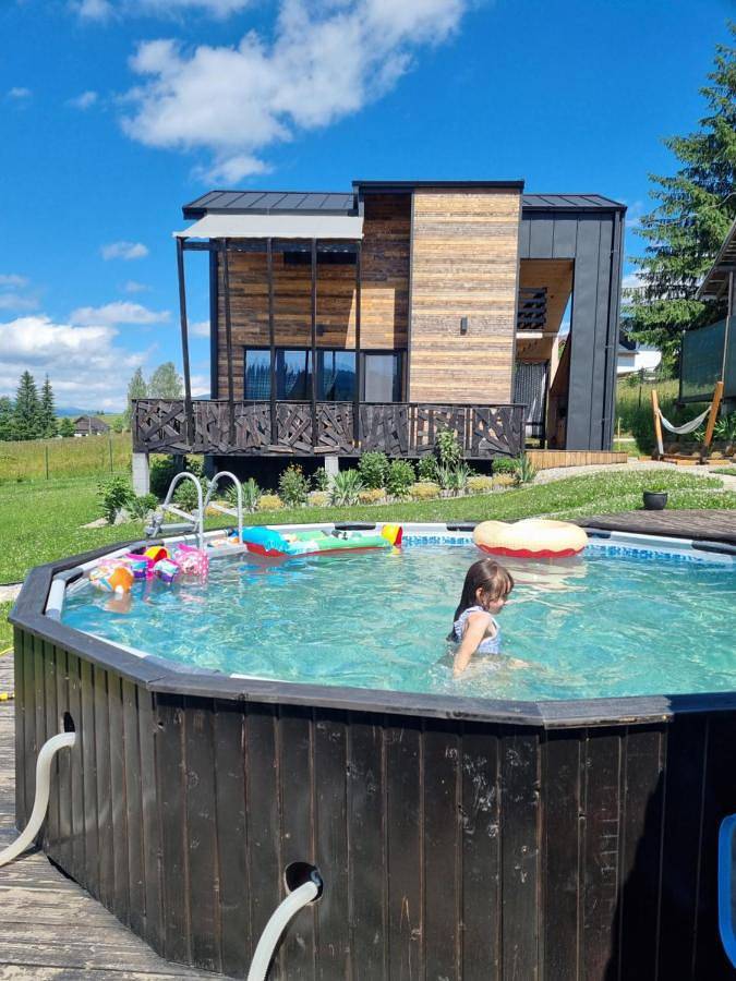 Gîte pour 6 personnes, avec bassin pour enfant ainsi que jacuzzi et jardin dans Dorna-Arini - 2