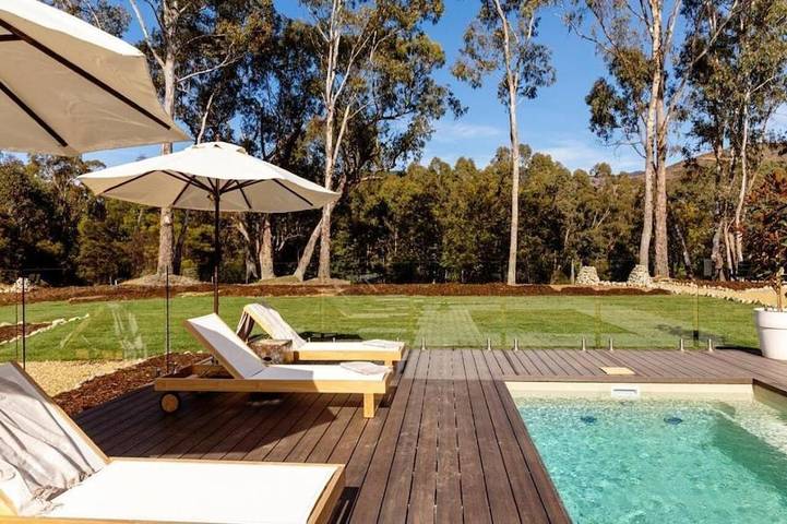 Willa dla 10 osób, z widok i basen oraz ogród i taras w Victoria