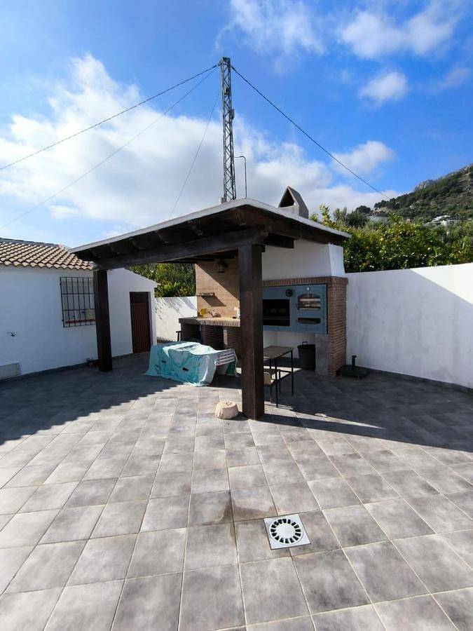 Casa rural para 9 personas, con vistas y terraza además de jardín y piscina, Se admiten mascotas en Canillas de Aceituno - 3