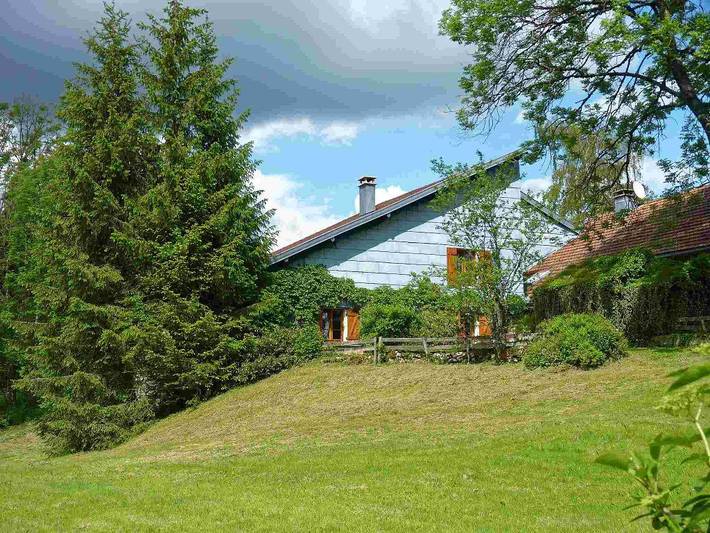 Gîte pour 4 personnes, avec jardin et terrasse dans le Jura - 2