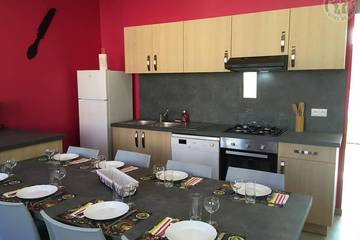 Gîte pour 8 personnes, avec terrasse dans Aniche