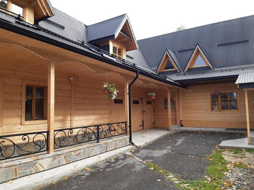 Cały apartament wypoczynkowy, Family Room with Private Bathroom in Chochołów, Karpaty (Polska)