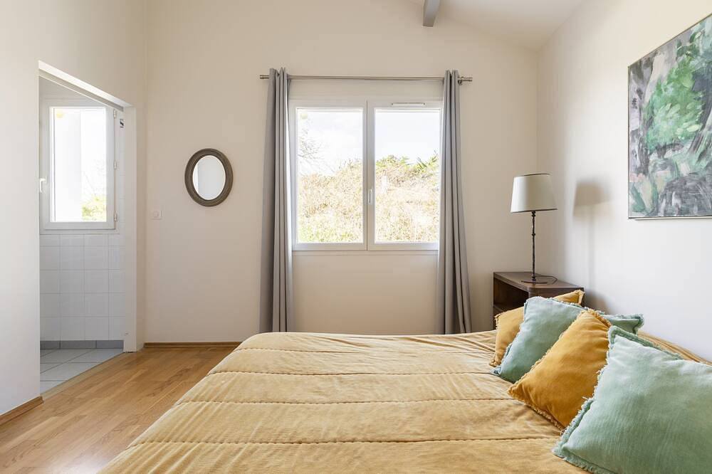 Family villa with pool, walking distance to the beach in Guéthary, Bayonne und Umgebung