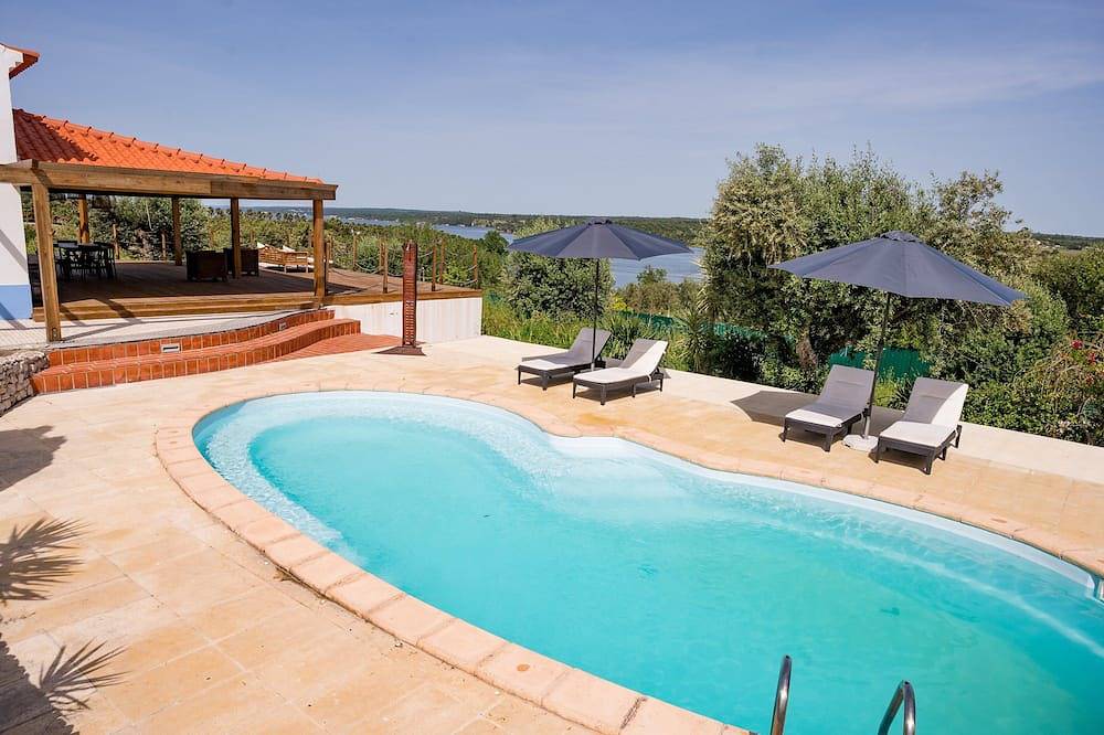 Hill with fabulous views Dam with swimming pool in Montargil, Distrito de Portalegre