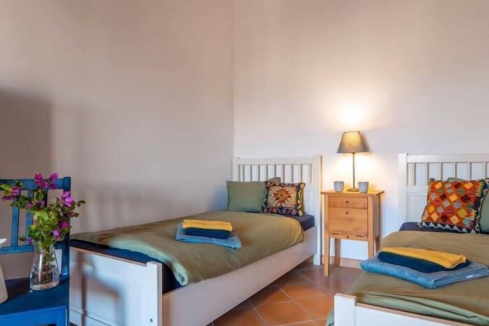 Casa Jutta: Refugio con Encanto, Terraza, Wifi y Ac in Santa Margalida, Mallorca Norte