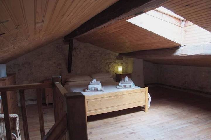 Location de vacances pour 14 personnes, avec jardin à Pessac-sur-Dordogne - 2