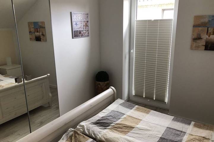 Ganze Wohnung, 3 Zimmer Ferienwohnung Bj. 2016 - 270m vom Strand- ganzjährig vermietbar- WLAN in Niendorf, Timmendorfer Strand