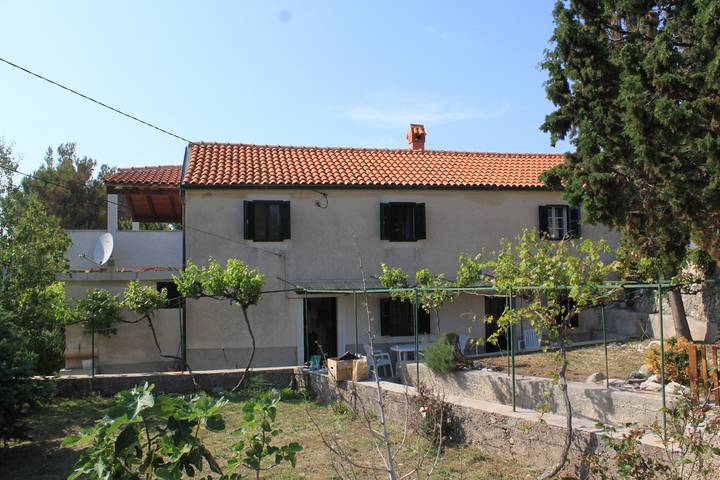 Ferienhaus für 6 Personen, mit Balkon/Terrasse auf Cres - 2