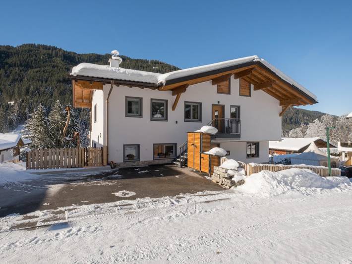 Ganze Wohnung, Moderne Wohnung mit Skiraum und Balkon
 in Untertauern, Ski Amadé