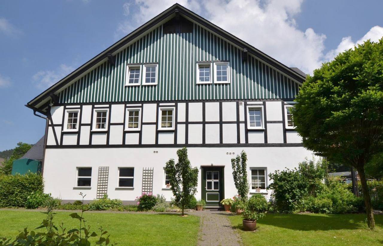 Ganze Wohnung, Feldmann-Schütte in Schmallenberg, Hochsauerlandkreis