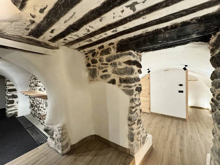 Chalet pour 16 personnes, avec Balcon ainsi que Jacuzzi et Sauna