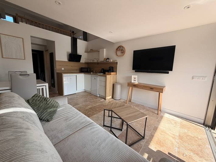 Villa „Sexty-nine“ mit gemeinsamer Terrasse, WLAN und Klimaanlage in Cap d'Agde, Agde