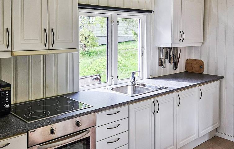 Ferienhaus für 4 Personen mit Seeblick in Viken