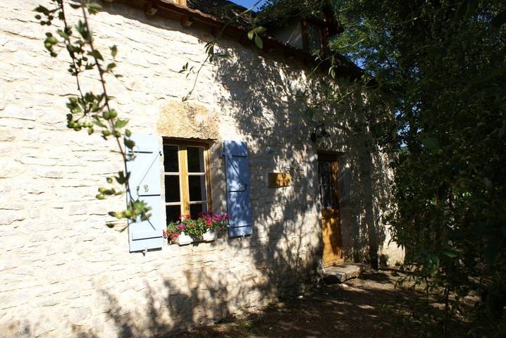 Gîte pour 4 personnes, avec piscine