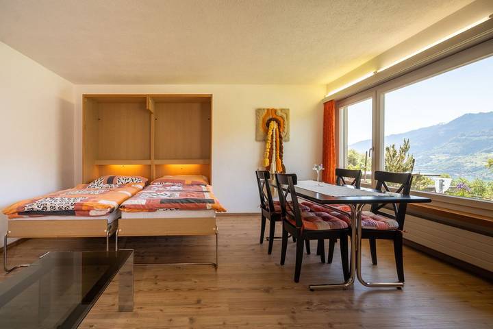 Ferienwohnung für 3 Personen, mit Ausblick und Seeblick sowie Garten in der Schweiz - 3