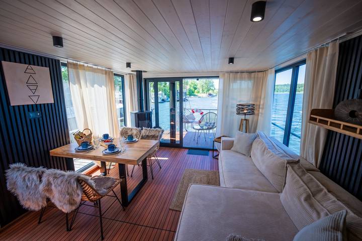 Hausboot für 6 Personen, mit Seeblick in Deutschland
