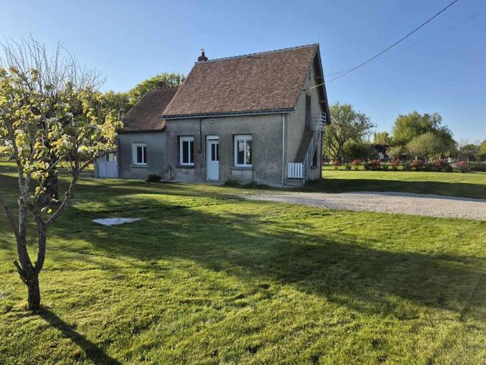 Location de vacances pour 6 personnes, avec Terrasse et Jardin à Bossée