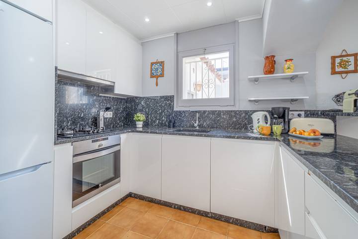 Villa für 8 Personen, mit Terrasse in Empuriabrava - 4