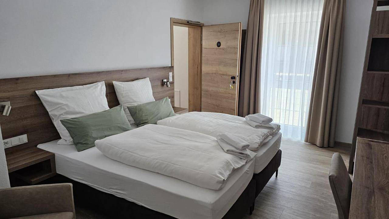 Deluxe Double Room in Neuhof, Rhön-Hessen