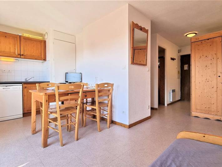 Ganze Wohnung, 2-Zimmer-Wohnung, 6 Pers, Süd, nahe Sessellift, Le Dévoluy in Saint-Étienne-en-Dévoluy, Le Dévoluy