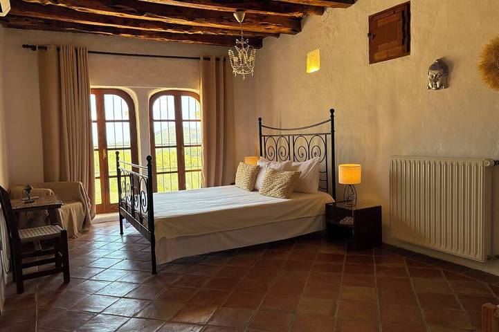 Villa pour 12 personnes, avec jardin, animaux acceptés à Roca Llisa - 2