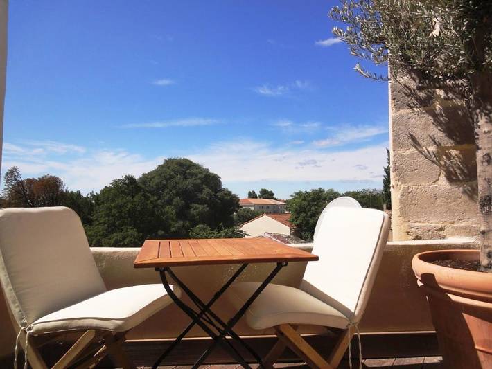 Gîte pour 6 personnes, avec vue et balcon dans Place aux Herbes