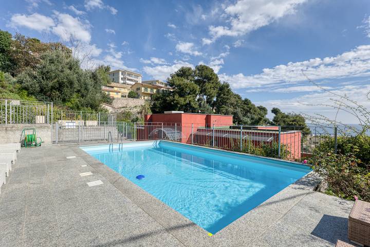 Ferienwohnung für 4 Personen, mit Meerblick und Pool sowie Terrasse in Roquebrune-Cap-Martin - 2