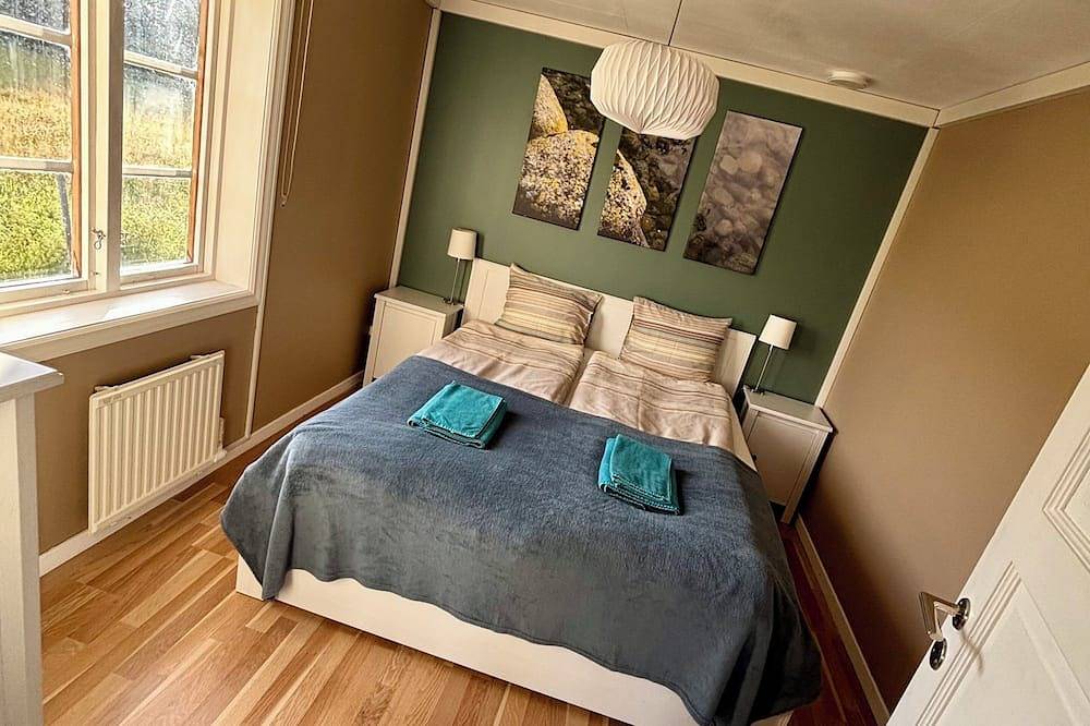 Valstabacken -charming countryside cottage in peaceful Swedish nature in Sala, Västmanland